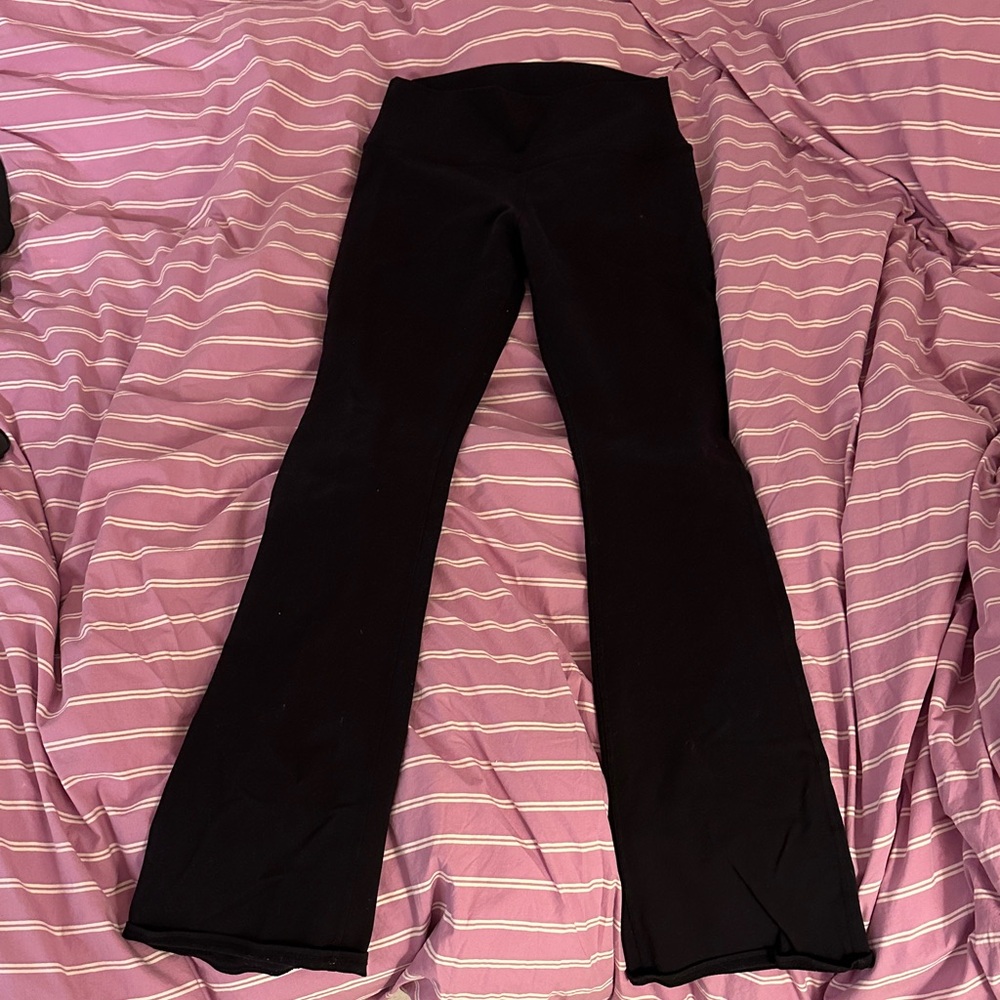 ALO bootcut legging